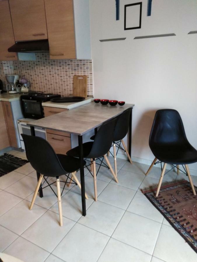Small House In North Euosmos Apartment Thessaloniki